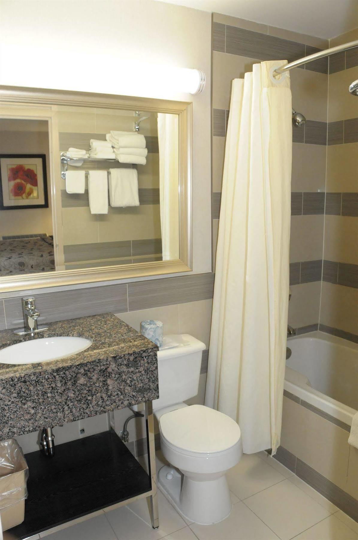 Admiral Inn Hamilton Luaran gambar
